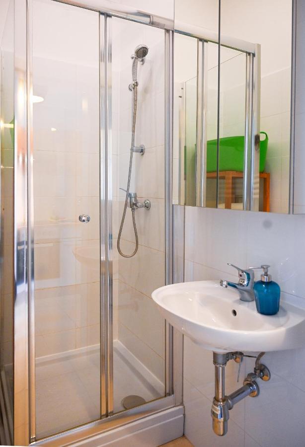 Bright Apartment Augarten เวียนนา ภายนอก รูปภาพ